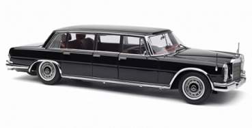 M200  Mercedes-Benz 600 6-door Pullman Limousine, black 1:18